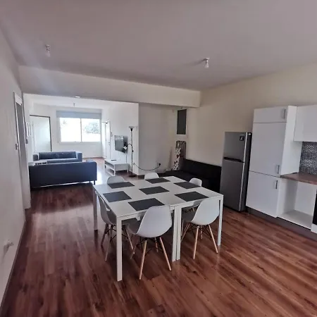Dream Lux Apartments-enjoy Cyprus Vacation 레메소스