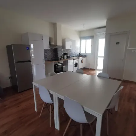 Dream Lux Apartments-enjoy Cyprus Vacation 아파트 레메소스